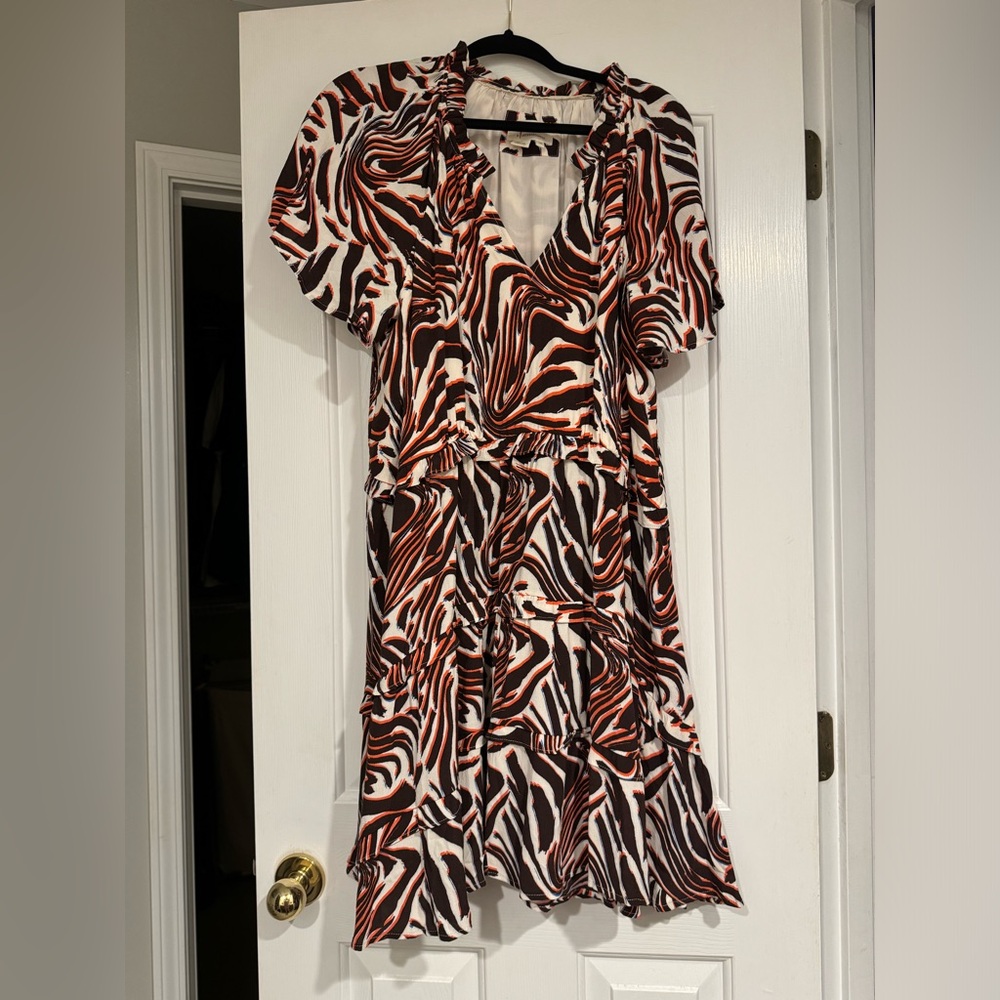 Anthropologie Brown & Orange "Robin"
Tiered Midi Flutter Sleeve Dress 1X